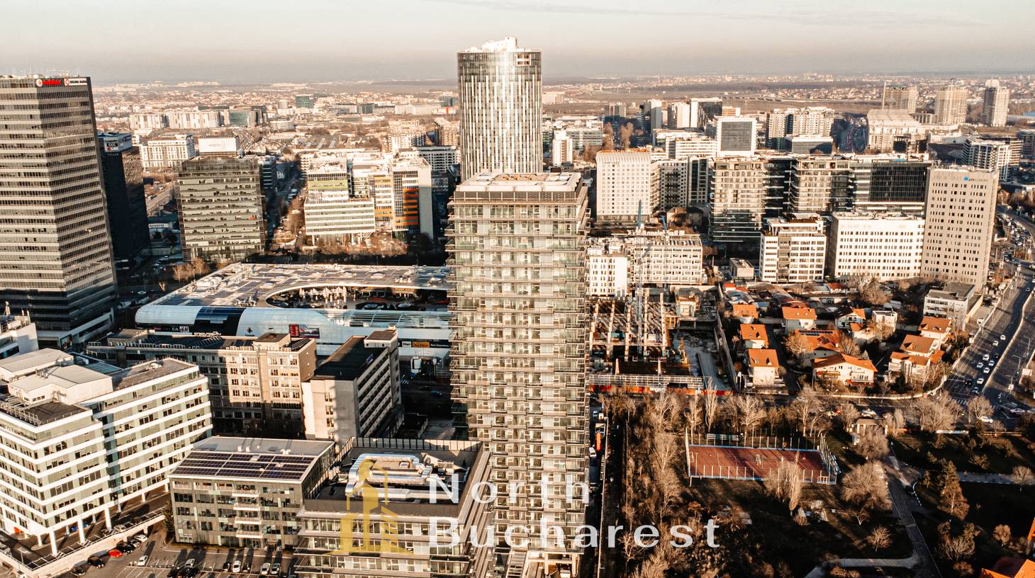 https://images.northbucharest.ro/snGe-Z70HmBqmGdamKTFQG0ZXgudWIGymdVC-ObvJy8/watermark:0.75:so:0:30:0.39/resize:fill:1460:816:1/gravity:ce/bG9jYWw6Ly8vZXN0YXRlL2xyLzI4YTVkOTg5LTg0MDUtNGUyZi1iZGNjLTk3ZDJlMDBhZjM0Yi5qcGVn