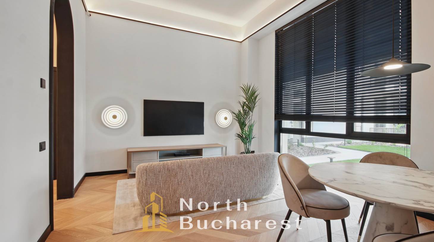https://images.northbucharest.ro/tBbSSZjaaljPQBlvfjG78KCe4B0ptAMt_ElnPmu1_bY/watermark:0.75:so:0:30:0.39/resize:fill:1460:816:1/gravity:ce/bG9jYWw6Ly8vZXN0YXRlL2xyLzRkNzU3MDkxLTg3NjQtNGVkOC05NmZjLWQ4NTgxM2EyNDVkNy5qcGVn