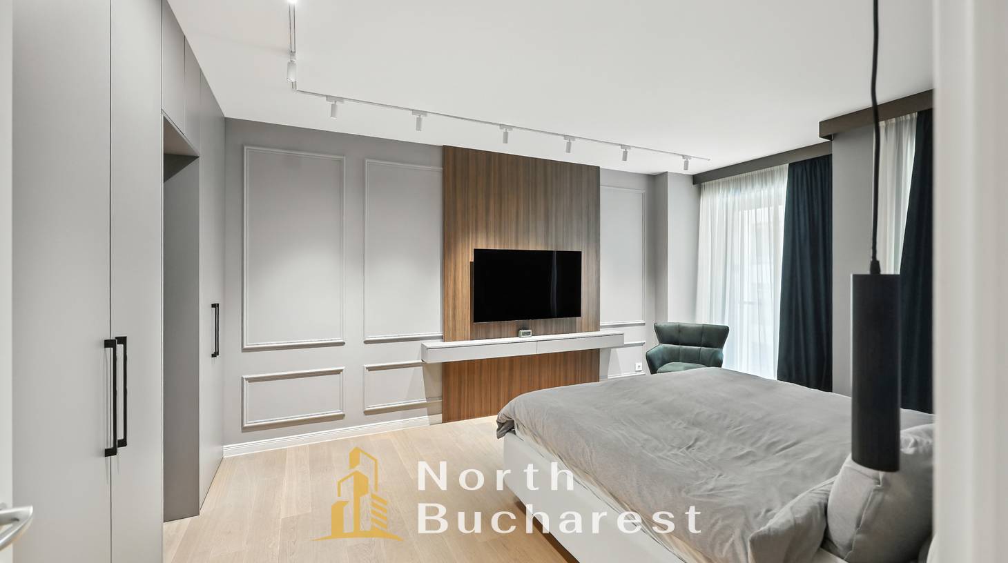 https://images.northbucharest.ro/tEBWmAoSo3unbD3aoAJysgyuYqmxb7fAJg2cMg3h0l0/watermark:0.75:so:0:30:0.39/resize:fill:1460:816:1/gravity:ce/bG9jYWw6Ly8vZXN0YXRlL2xyLzdhMDc3ZjYxLWFhNmYtNDU1Zi1iZDVkLTVlZGUzNGM0MTgyMS5qcGVn