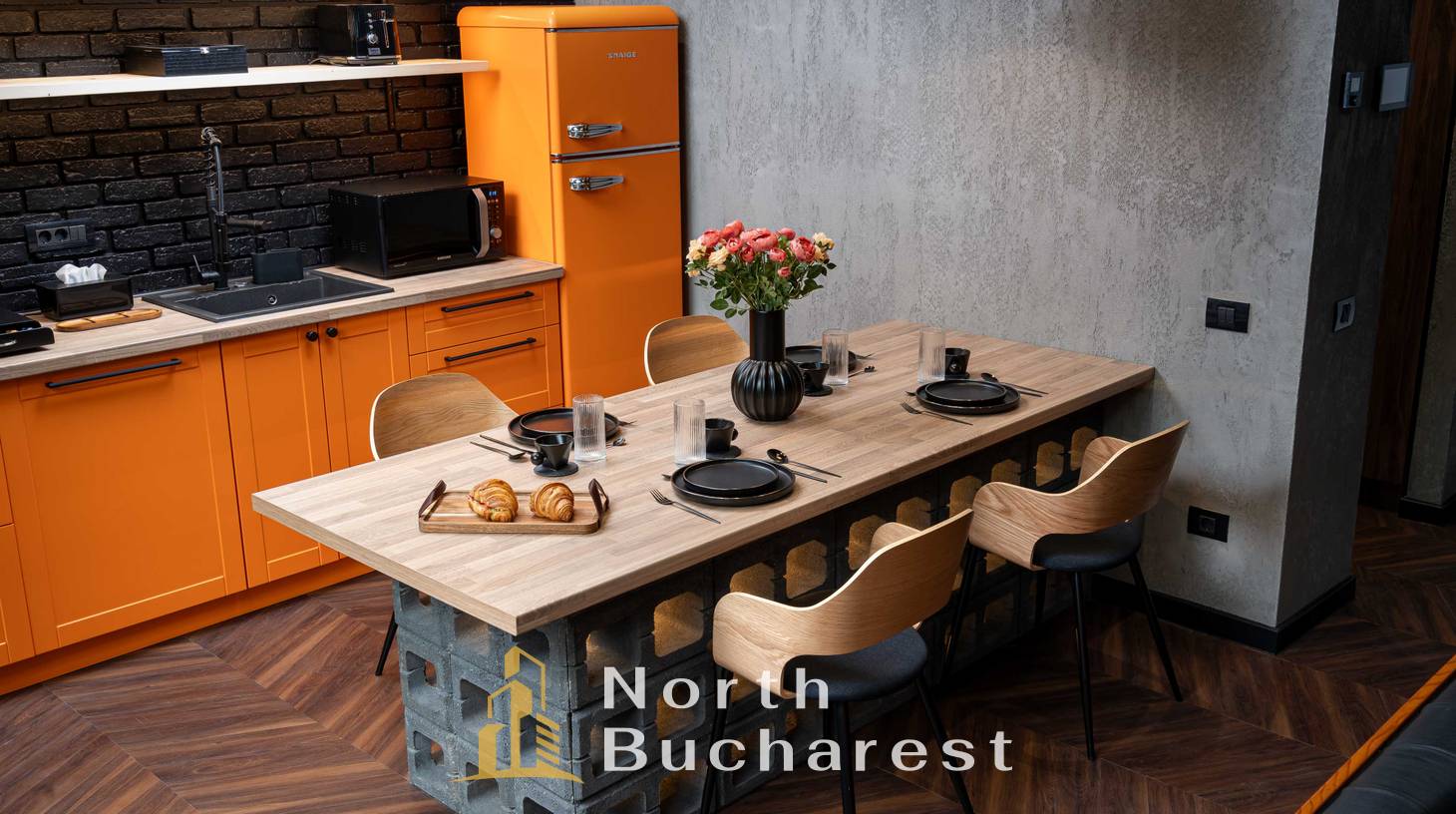 https://images.northbucharest.ro/tP_4YvHtn4BeOS9cl5GN6VpkCmg_iA86lkC2v7-lGQo/watermark:0.75:so:0:30:0.39/resize:fill:1460:816:1/gravity:ce/bG9jYWw6Ly8vZXN0YXRlL2xyLzUxMDkzNzgwLTc4ZTktNGYwMy1iNWRkLTQxODg0NTE2NDk2Yy5qcGVn