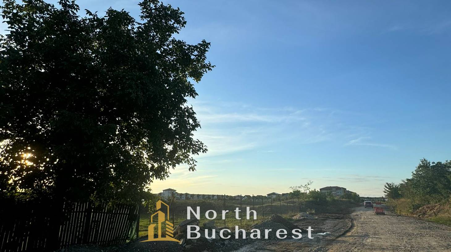 https://images.northbucharest.ro/twOhpoN2GYOK5EIquh9WCMD2mVN6Xb5hiUycRD_g0Cc/watermark:0.75:so:0:30:0.39/resize:fill:1460:816:1/gravity:ce/bG9jYWw6Ly8vZXN0YXRlL2xyL2Q0MzM0Y2Q5LWY3ZTgtNGZmOC1hZGJkLWZjMDAzZWJlMmI0OC5qcGVn