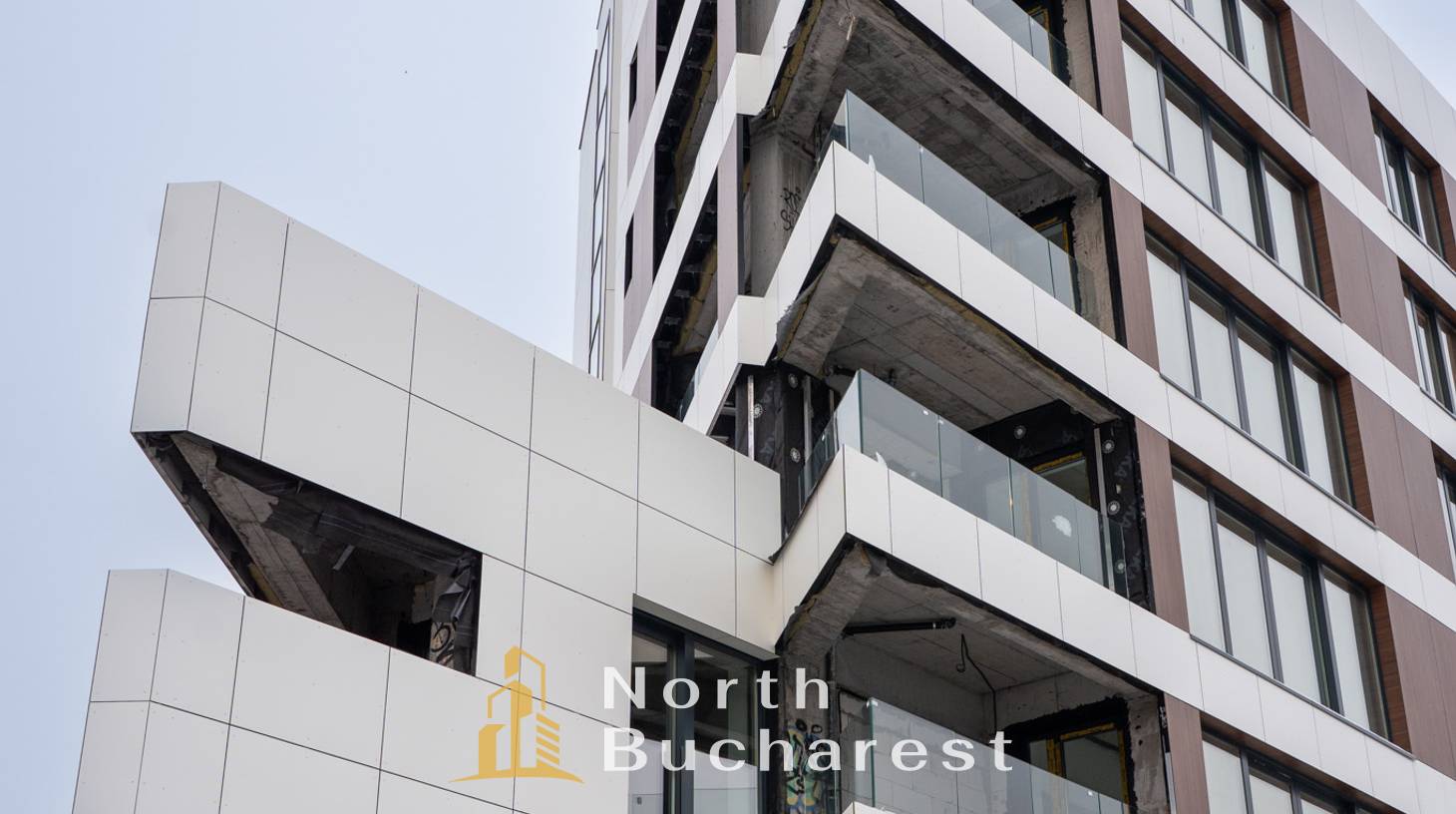 https://images.northbucharest.ro/uNpMJ-HhZr-B5EUcc1SaEEmqcYPh1rdvfbMUKx2soQ8/watermark:0.75:so:0:30:0.39/resize:fill:1460:816:1/gravity:ce/bG9jYWw6Ly8vZXN0YXRlL2xyLzY5Yzg2MjhjLWI0YTAtNDBjYS05ZWE3LWYyNGI4OGFjMTgyMy5qcGVn