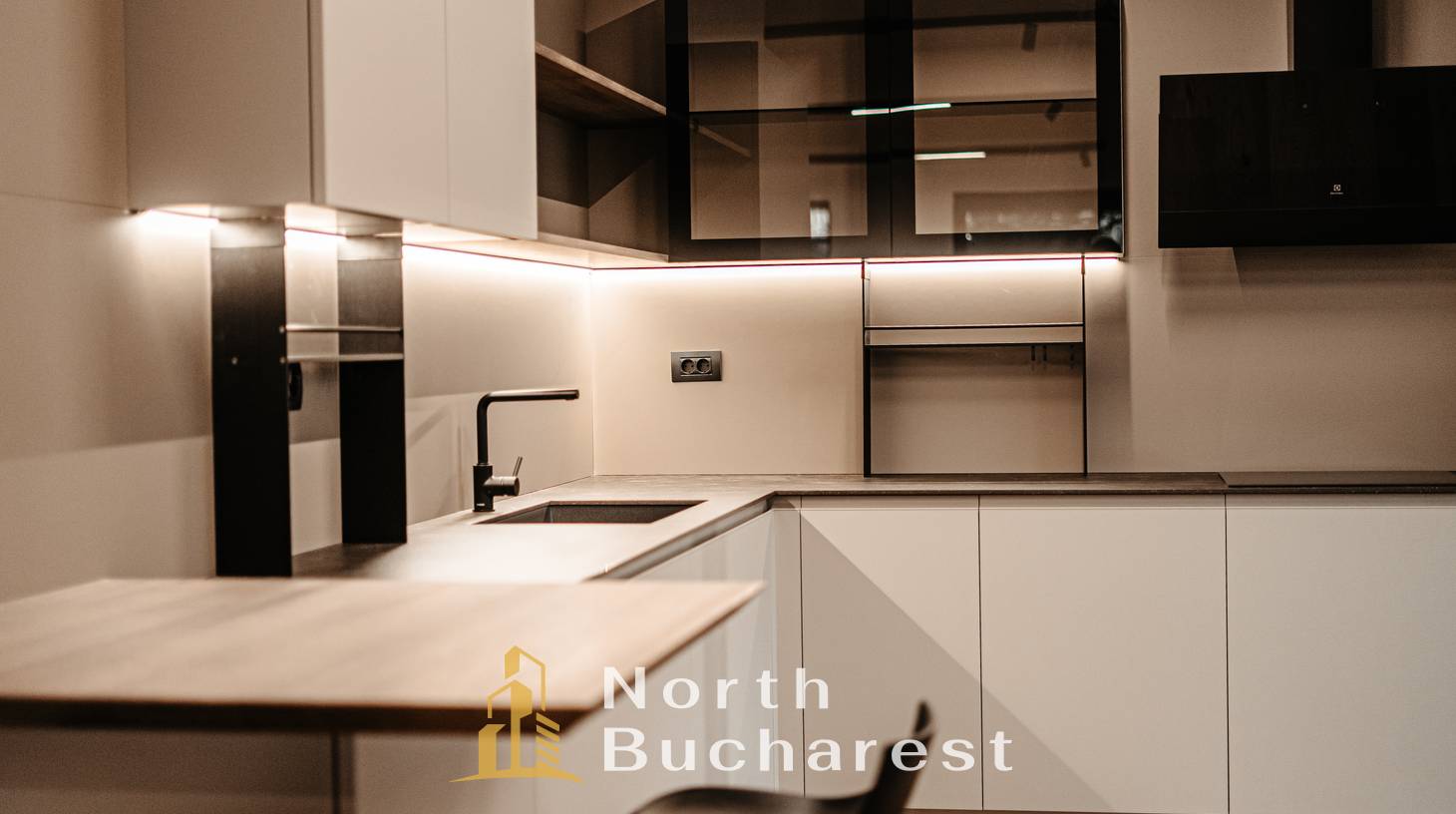 https://images.northbucharest.ro/umS0v_akY0UuuJvIuag8gE72lt6kdoTcueMAxX0UTIQ/watermark:0.75:so:0:30:0.39/resize:fill:1460:816:1/gravity:ce/bG9jYWw6Ly8vZXN0YXRlL2xyLzI2NDY2NTBiLWVlNTYtNGNhZS1hZjNlLWU1NDQzOTkxNTdmZi5qcGVn