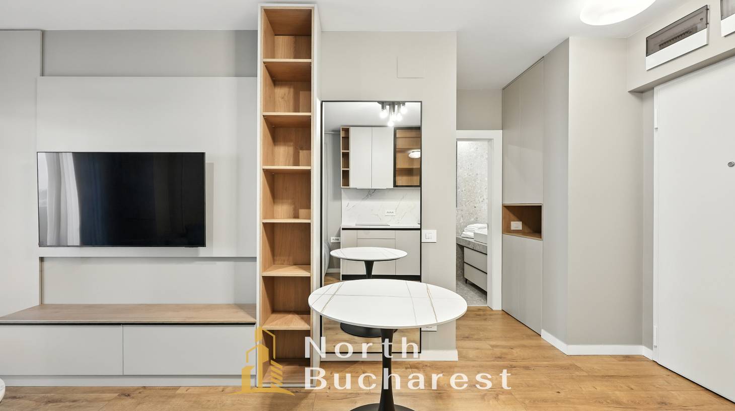 https://images.northbucharest.ro/uq04yIGZrug9ahazQFo-YtAfhcwcGiXKMfLl2ep8KxA/watermark:0.75:so:0:30:0.39/resize:fill:1460:816:1/gravity:ce/bG9jYWw6Ly8vZXN0YXRlL2xyL2Q2ZGU2NzU3LTExOTgtNGU4OC1iNjY0LTkwY2JkNGM0NDZjMC5qcGVn