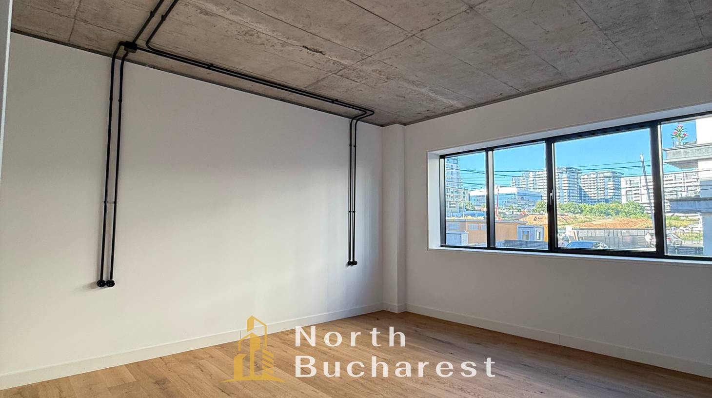 https://images.northbucharest.ro/vko9XNPbxCndZudNFan9hZ7LV3EkdRmtxBa63IK_5xY/watermark:0.75:so:0:30:0.39/resize:fill:1460:816:1/gravity:ce/bG9jYWw6Ly8vZXN0YXRlL2xyL2E3ZjY3OTgxLTE1MjktNDRjMi1hYzAxLTIzYzJlMDJlYzM5My5qcGVn