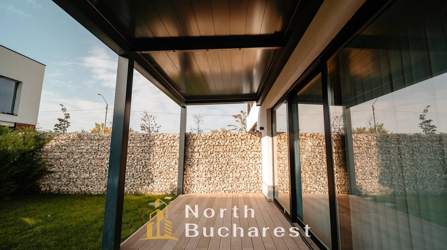 https://images.northbucharest.ro/vmgwWlrjT3zcletLxxkvuMmP_smBsr4aHtwMc86yLgE/watermark:0.75:so:0:30:0.39/resize:fill:1460:816:1/gravity:ce/bG9jYWw6Ly8vZXN0YXRlL2xyLzZlMWQ0ZjU4LTVmODAtNDliYi04NmFlLTZiZjc4MjE2Zjg2Yy5qcGVn