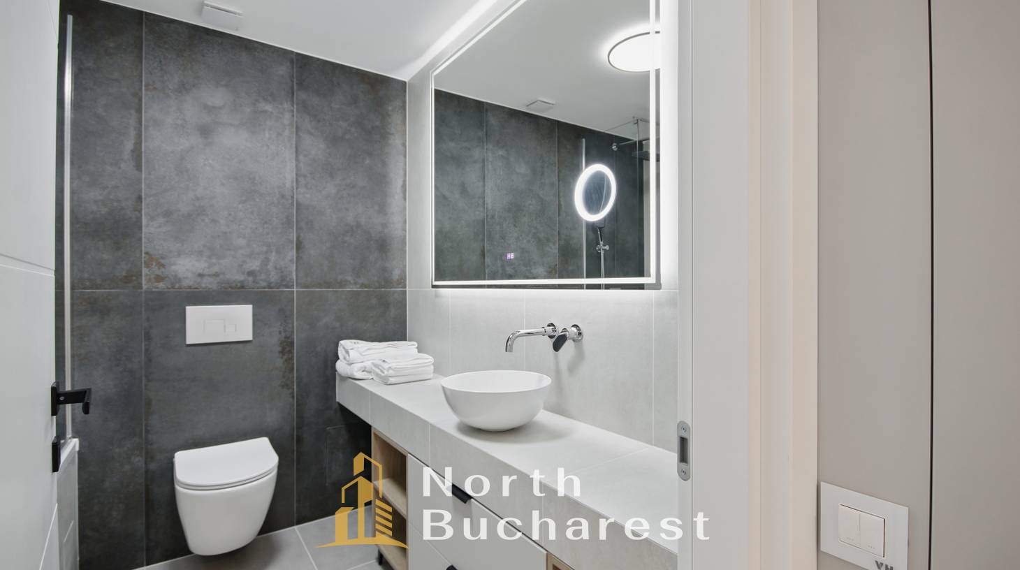 https://images.northbucharest.ro/wBlEnZFxUtP4myc1N3b0ccwLPwV5nSQmHA0DCQpoG-M/watermark:0.75:so:0:30:0.39/resize:fill:1460:816:1/gravity:ce/bG9jYWw6Ly8vZXN0YXRlL2xyLzkzMjE1NzA2LWM3NjctNDUzMy1hM2U2LWEyNGU0ZmUzMzc5Mi5qcGVn