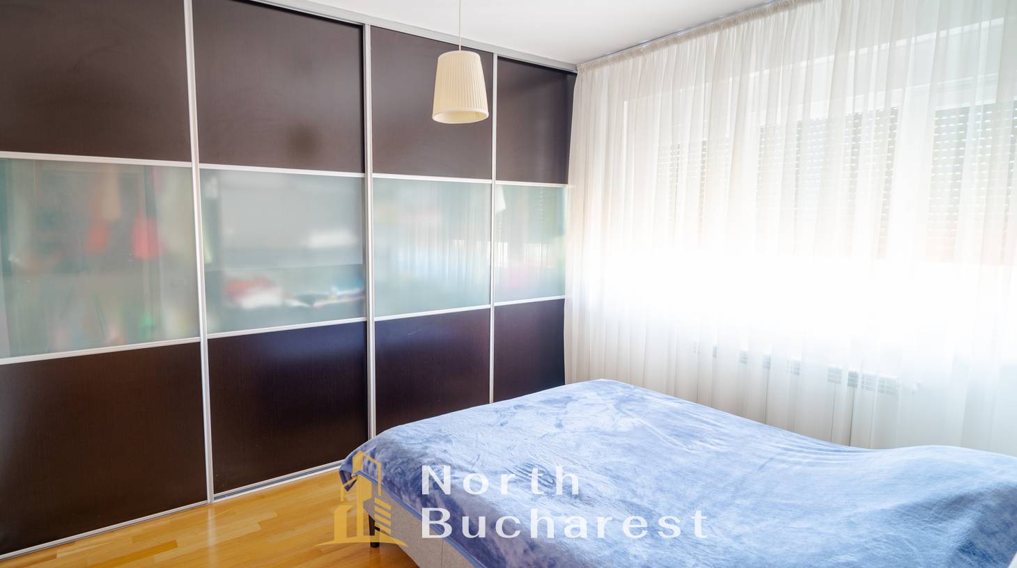 https://images.northbucharest.ro/wIZiZNpupX5pV2o7SKyoo2qdiezYtmPBiY816I0TP8k/watermark:0.75:so:0:30:0.39/resize:fill:1460:816:1/gravity:ce/bG9jYWw6Ly8vZXN0YXRlL2xyL2YwNzBhODdlLTI5NmItNDQwMS1iNzQxLWUyMzZiMTllY2RiZC5qcGVn