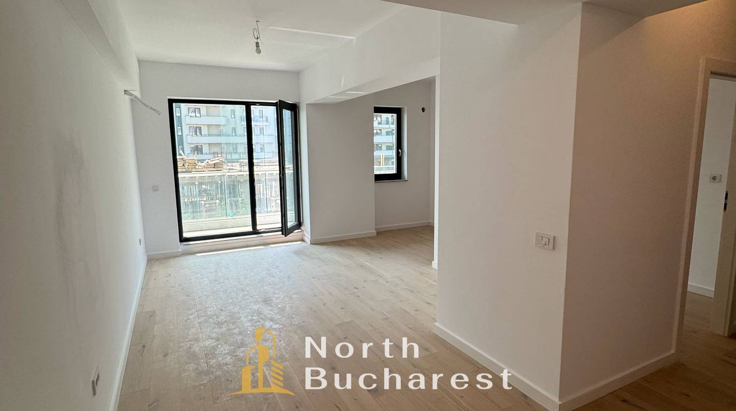 https://images.northbucharest.ro/wV5onxdn1BAH2fgEFnNeXrpl8UWlgNKajHE-gk-o23o/watermark:0.75:so:0:30:0.39/resize:fill:1460:816:1/gravity:ce/bG9jYWw6Ly8vZXN0YXRlL2xyL2UzOGRlNTM4LTA5N2QtNDMwZi05YTY3LTI4N2I0ZTkzNTgyMC5qcGVn