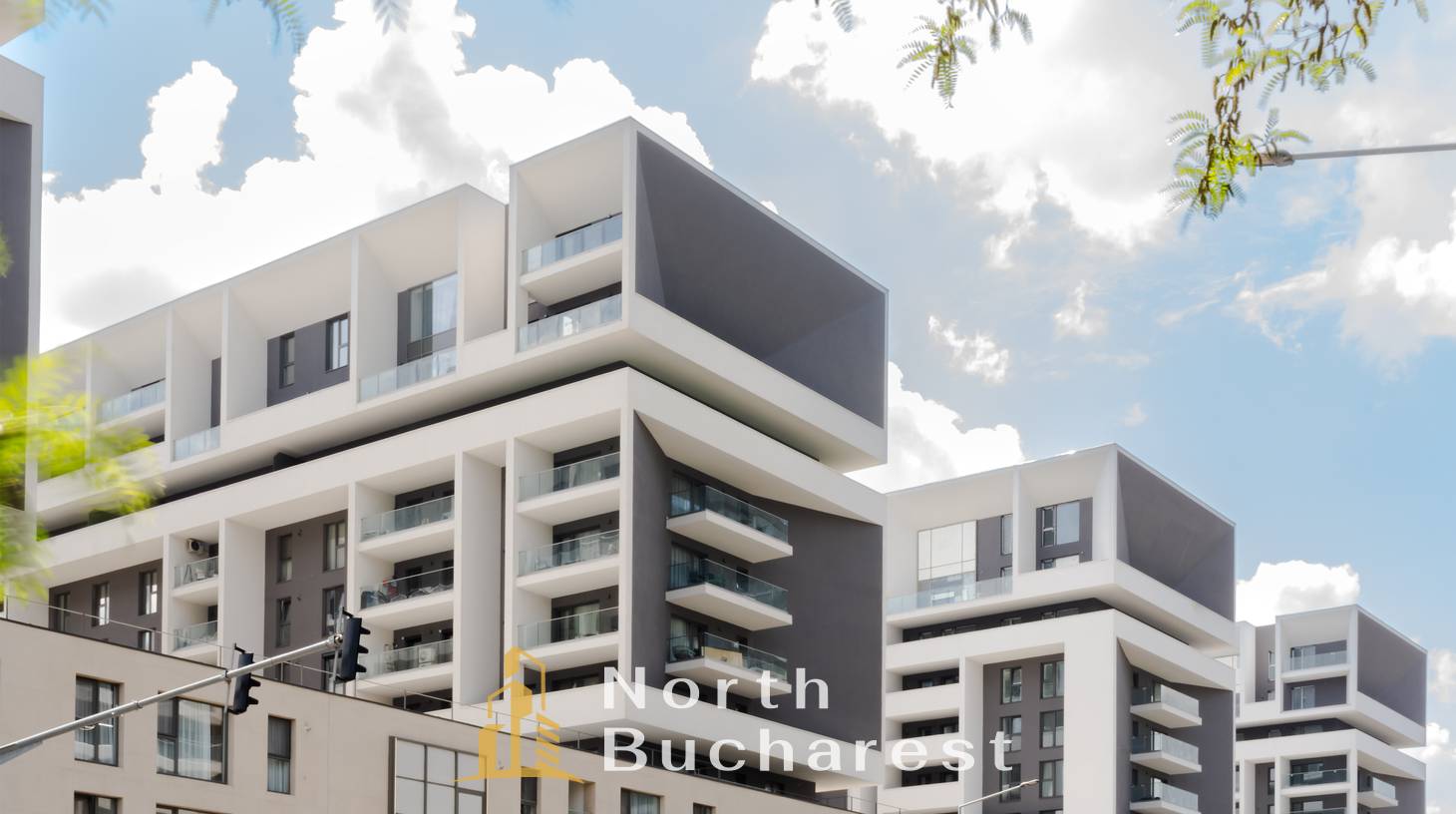 https://images.northbucharest.ro/wdwm_YjpcoByL_hDDAHqCfXuxXSTed4XO7E6iTfXzFU/watermark:0.75:so:0:30:0.39/resize:fill:1460:816:1/gravity:ce/bG9jYWw6Ly8vZXN0YXRlL2xyLzc2ZmVmMDI2LTdjNjMtNDQyOC04NDFmLWQ3ZDFkY2Q2OWZiYy5qcGVn