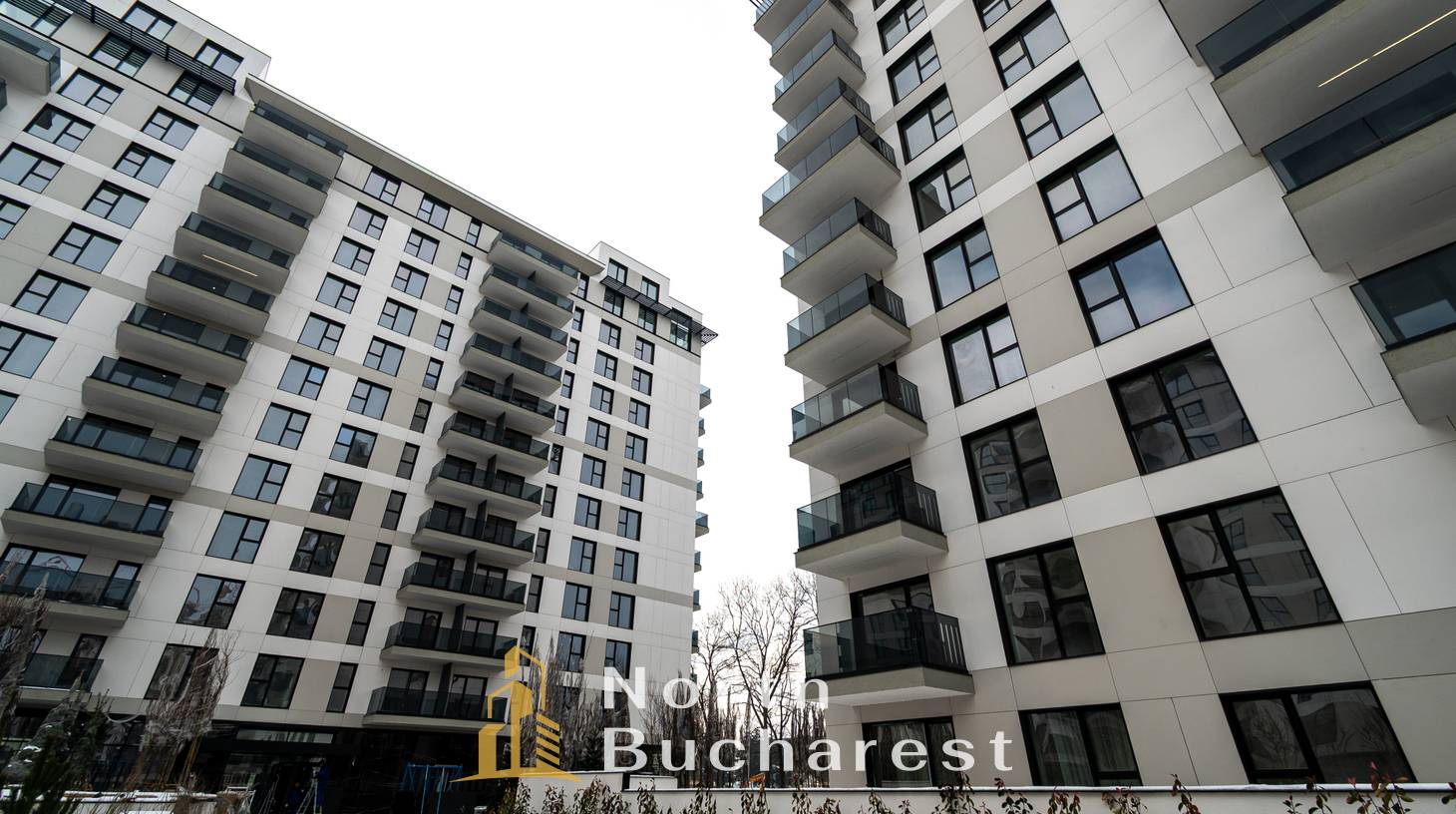 https://images.northbucharest.ro/xCoX2E0RWqyAt327SLRsmhdNEEr0hPTubx9-iMsQivw/watermark:0.75:so:0:30:0.39/resize:fill:1460:816:1/gravity:ce/bG9jYWw6Ly8vZXN0YXRlL2xyL2MzNGJhMjZlLTZkMjQtNDQ3OC1iNGEyLTI2NDU1NjEzZGVjNS5qcGVn
