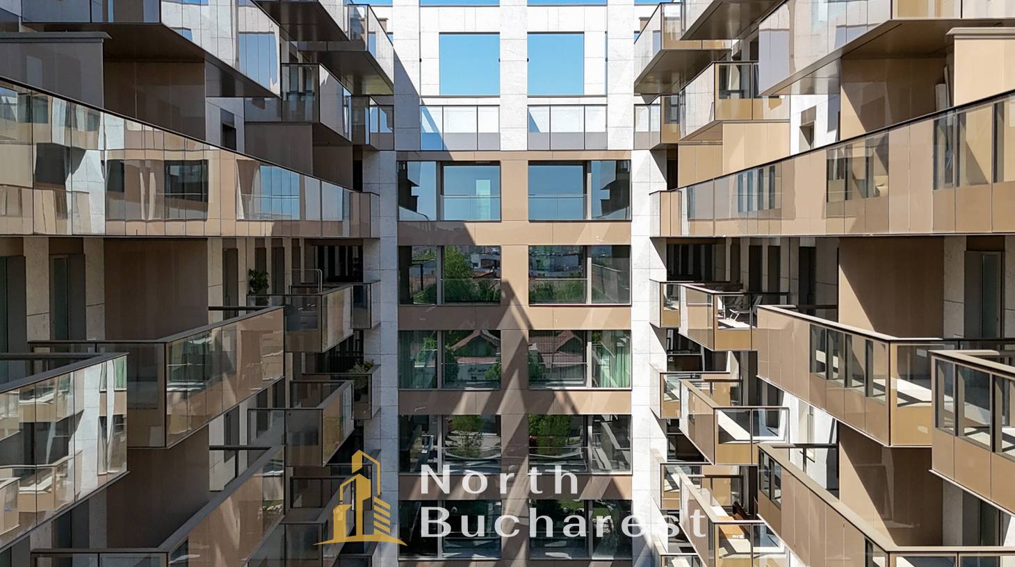 https://images.northbucharest.ro/xDaXQ-T3cYDByVWWzxh5tGPevNxjtZTQMtaXlDb1zP4/watermark:0.75:so:0:30:0.39/resize:fill:1460:816:1/gravity:ce/bG9jYWw6Ly8vZXN0YXRlL2xyL2VkMTgyZGRkLTI0MzYtNGI0OS04MjU0LTUzNzU4ZGU3N2MxNS5qcGVn