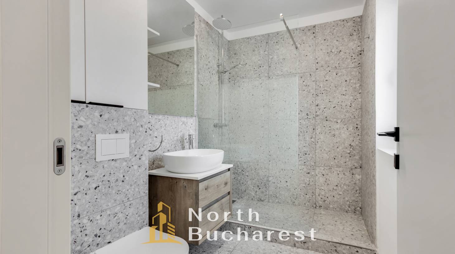 https://images.northbucharest.ro/xrJxsvvPqe9A7b7bO0CQZTJ-O2xm57gBbRNw-hRg_ho/watermark:0.75:so:0:30:0.39/resize:fill:1460:816:1/gravity:ce/bG9jYWw6Ly8vZXN0YXRlL2xyLzA0MzZiZWM4LWJhOTQtNDgyYS05YWM1LTgzNTFkYWNhNDhjYi5qcGVn