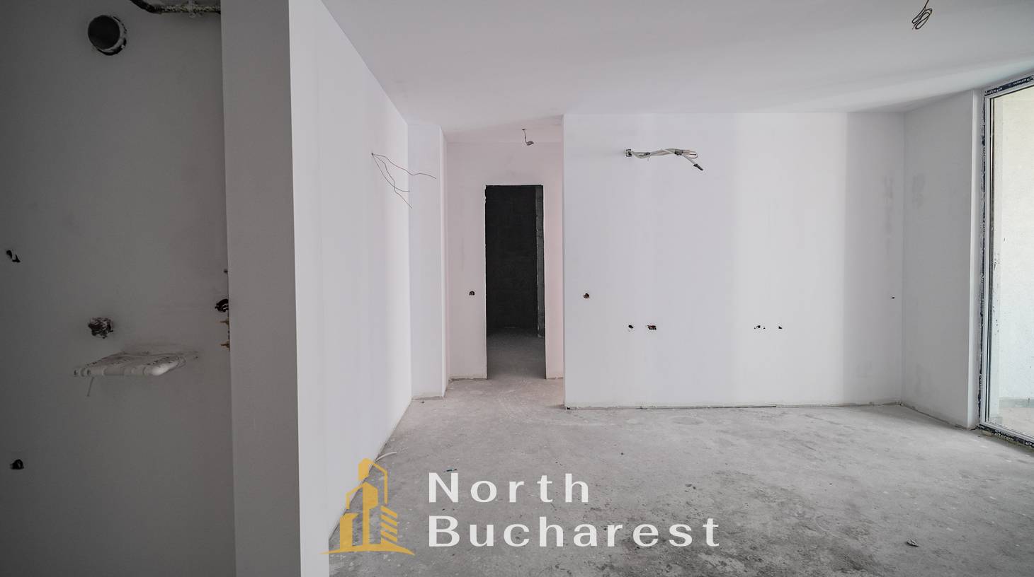 https://images.northbucharest.ro/yAopuaFYyDzTzzIHe4qMEg3q1snvA6ybGgZe5GoT9SE/watermark:0.75:so:0:30:0.39/resize:fill:1460:816:1/gravity:ce/bG9jYWw6Ly8vZXN0YXRlL2xyL2EwYjM2YjA3LWM4N2ItNDMzYi05ZmI0LWVlNDNjMzlhOTUwOS5qcGVn