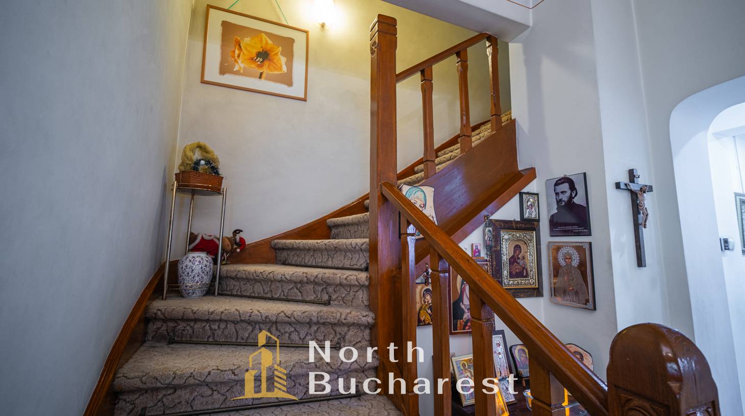 https://images.northbucharest.ro/yX3SiNamEq53wVacNSQUl-CRektxFVRqImyrIEY7pRk/watermark:0.75:so:0:30:0.39/resize:fill:1460:816:1/gravity:ce/bG9jYWw6Ly8vZXN0YXRlL2xyL2ZjMWM3OTkxLTFlZjgtNDMzNC05OGZmLTJiOGFiOGMxNjBkYi5qcGVn