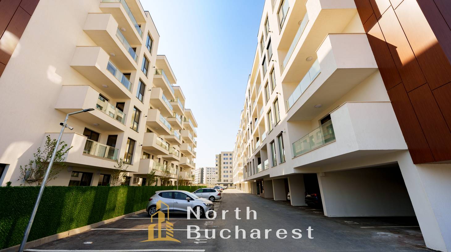 https://images.northbucharest.ro/yyoaFpY9CkvQ0f4EJ7XyB4I4uTcilIiyIwwEi2B6jec/watermark:0.75:so:0:30:0.39/resize:fill:1460:816:1/gravity:ce/bG9jYWw6Ly8vZXN0YXRlL2xyLzdkOWU5N2RiLWMwZjItNDZjYy1iMmVhLWE5MDY4YzQ0OWFkMi5qcGVn