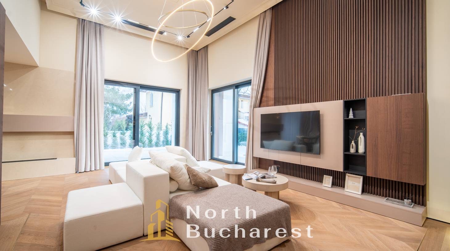 https://images.northbucharest.ro/zi79a0heeqUD1d3j8vbHIK0aR6xEUf_lMB3FDWJ7CC4/watermark:0.75:so:0:30:0.39/resize:fill:1460:816:1/gravity:ce/bG9jYWw6Ly8vZXN0YXRlL2xyLzY0M2QxNzEyLWIwZTYtNGUxYy1iNDA3LWIzZmEyYjI0ZWU5OC5qcGVn